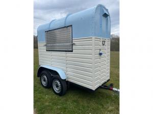 Vintage converted horse box/ice cream trailer