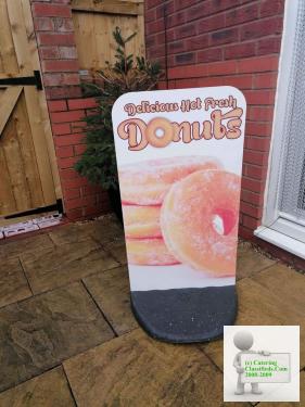 Electric donut machine and pop up stall